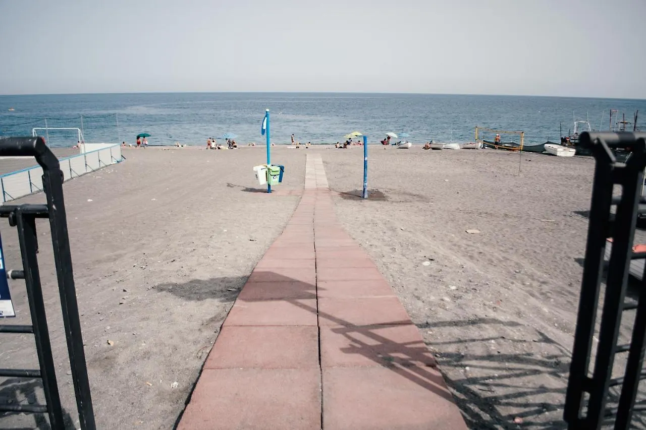 Bed & Breakfast Levante Apartment Santa Teresa Di Riva